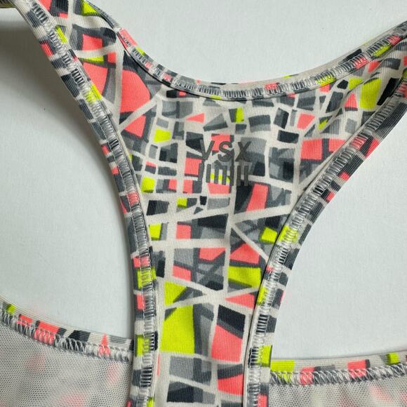 Victoria’s Secret Sport VSX The Player Sports Bra Size Medium Geometric Print - Picture 4 of 10